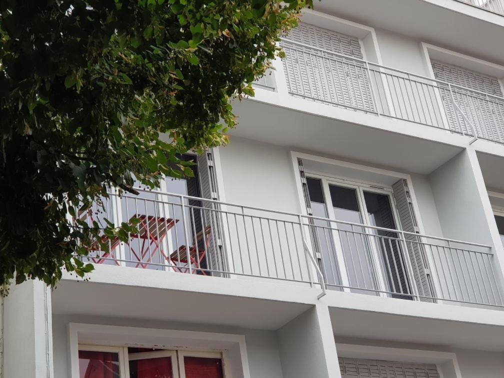 Appartement F2, Quartier Jeanne D'Arc Vichy Exterior photo