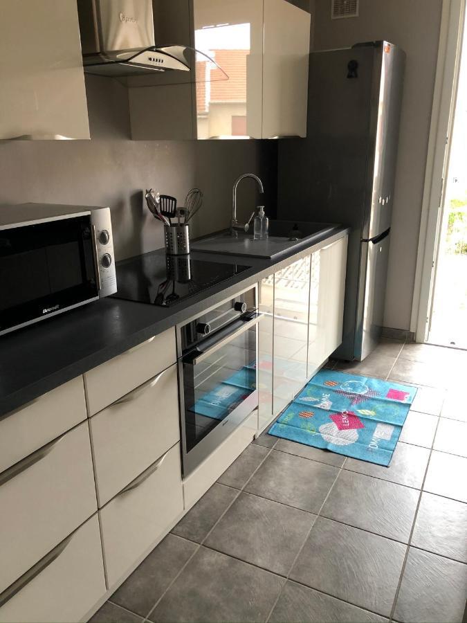 Appartement F2, Quartier Jeanne D'Arc Vichy Exterior photo